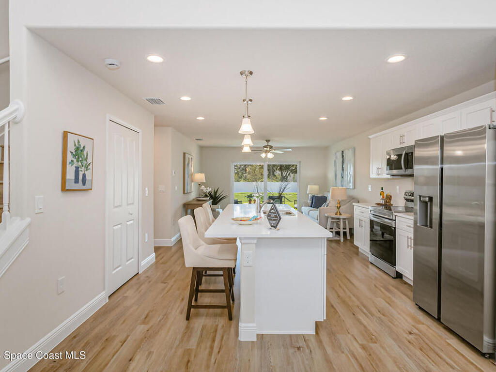 187 Hidden Woods Place, Melbourne, FL 32901