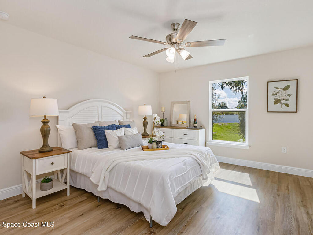 187 Hidden Woods Place, Melbourne, FL 32901