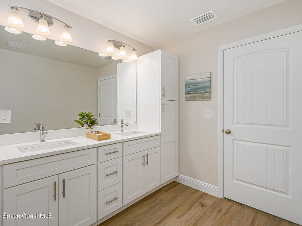 187 Hidden Woods Place, Melbourne, FL 32901