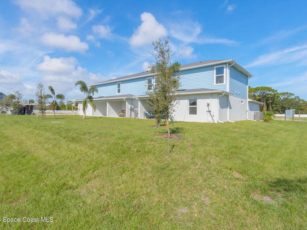 167 Hidden Woods Place, Melbourne, FL 32901