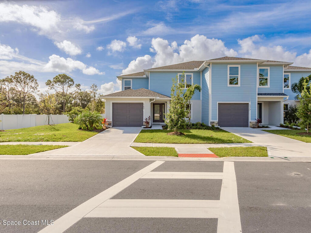 167 Hidden Woods Place, Melbourne, FL 32901