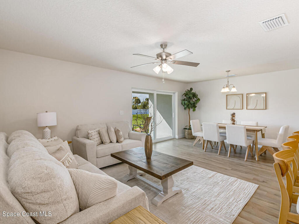 177 Hidden Woods Place, Melbourne, FL 32901