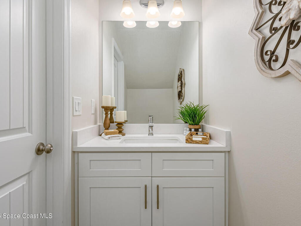 177 Hidden Woods Place, Melbourne, FL 32901