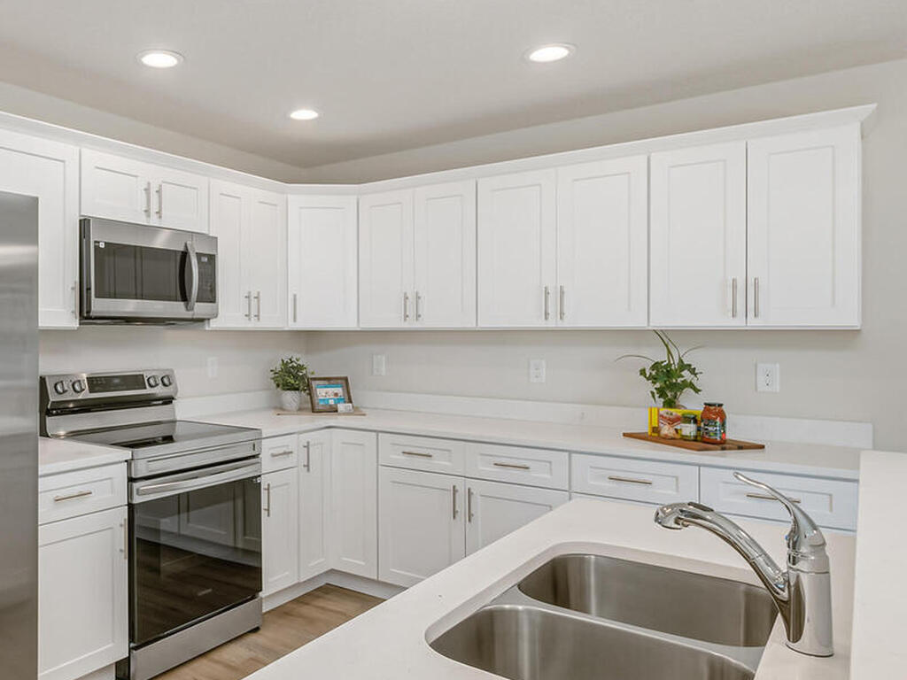 177 Hidden Woods Place, Melbourne, FL 32901