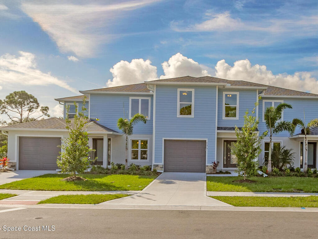 177 Hidden Woods Place, Melbourne, FL 32901