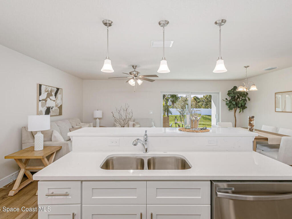 177 Hidden Woods Place, Melbourne, FL 32901