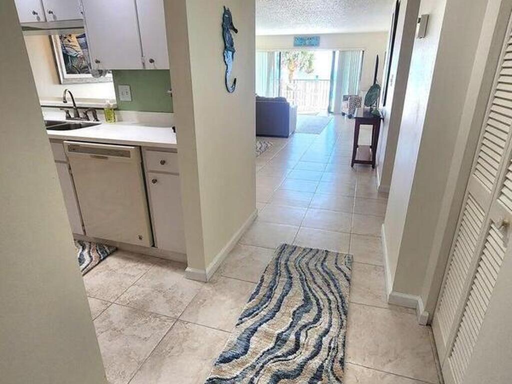 995 N Highway A1a, Indialantic, FL 32903