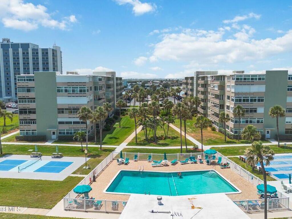 2020 N Atlantic Avenue, Cocoa Beach, FL 32931