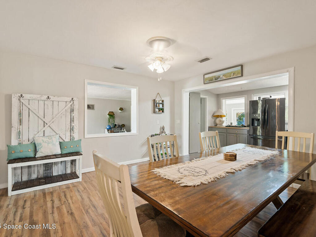 1949 36th Avenue, Vero Beach, FL 32960