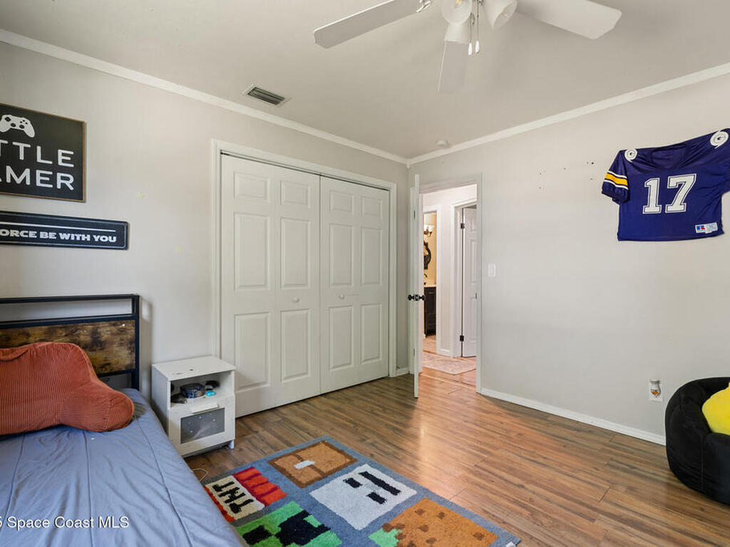 1949 36th Avenue, Vero Beach, FL 32960