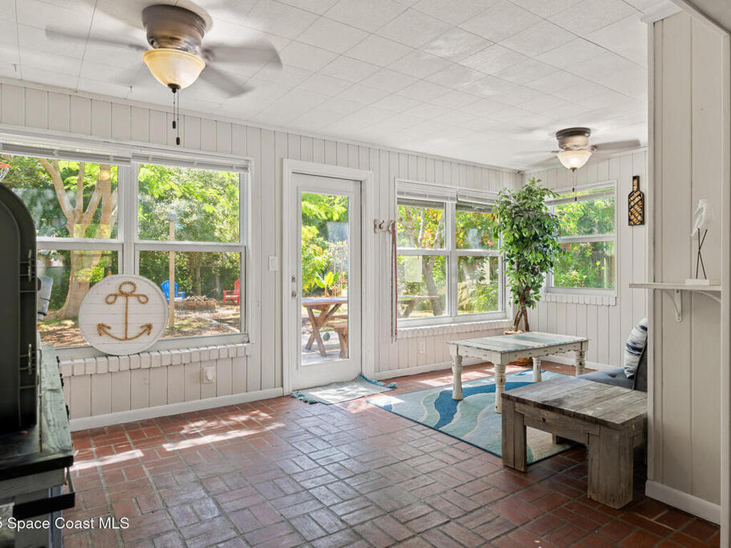 1949 36th Avenue, Vero Beach, FL 32960