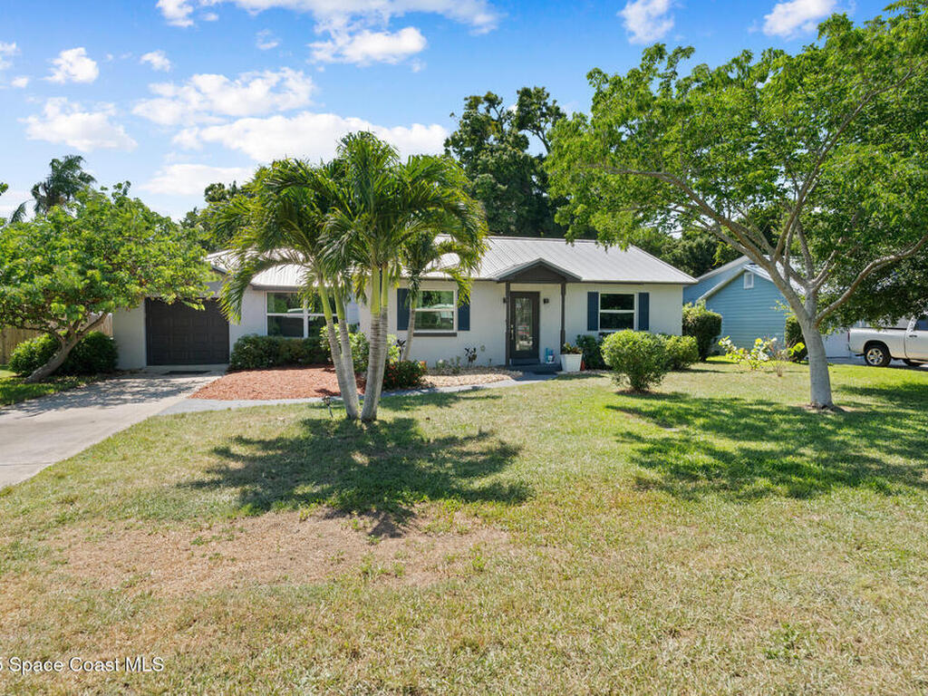 1949 36th Avenue, Vero Beach, FL 32960