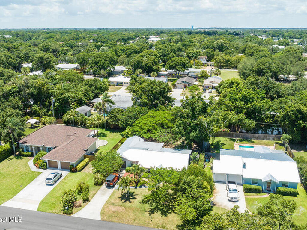 1949 36th Avenue, Vero Beach, FL 32960