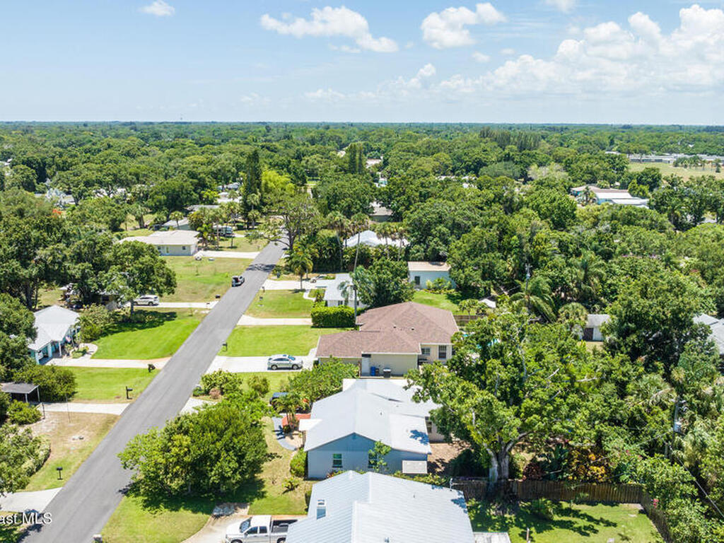 1949 36th Avenue, Vero Beach, FL 32960