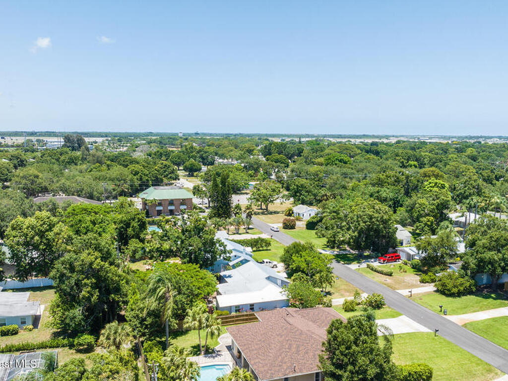 1949 36th Avenue, Vero Beach, FL 32960