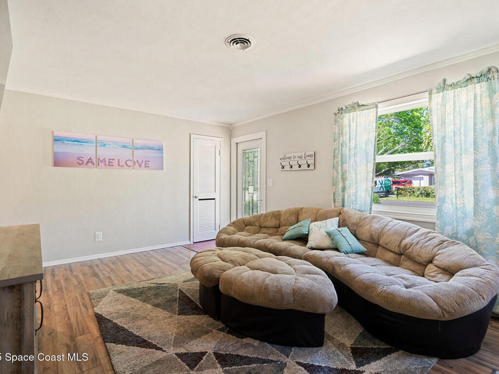 1949 36th Avenue, Vero Beach, FL 32960