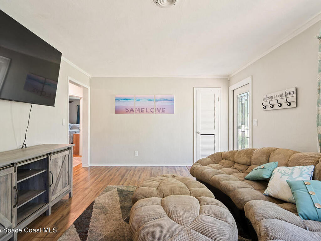 1949 36th Avenue, Vero Beach, FL 32960