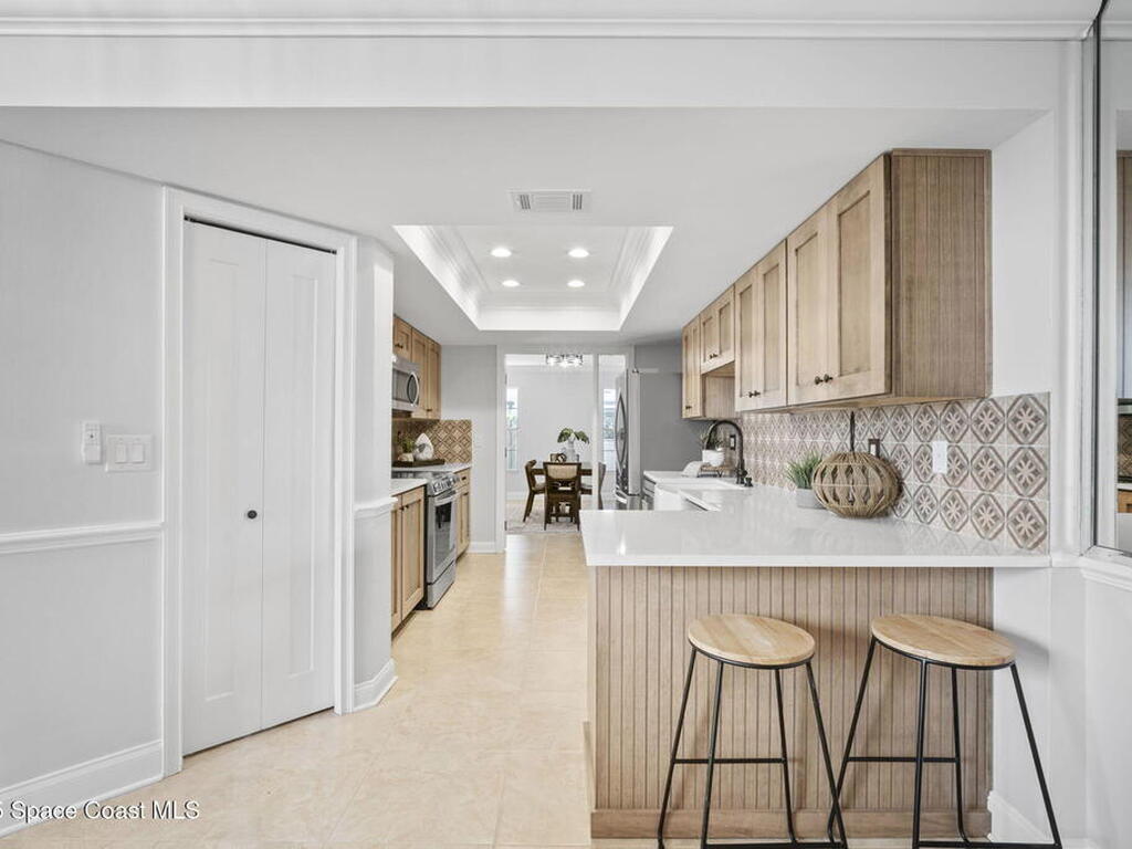 2287 Venetia Place, Indialantic, FL 32903