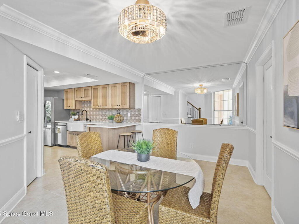 2287 Venetia Place, Indialantic, FL 32903