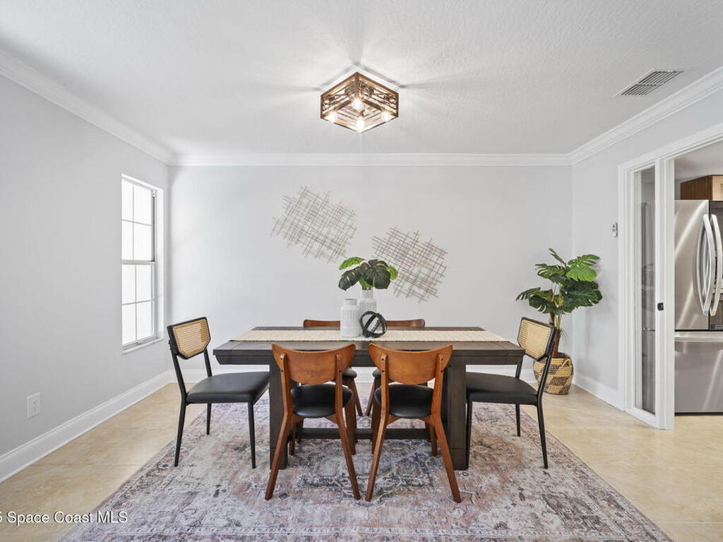 2287 Venetia Place, Indialantic, FL 32903