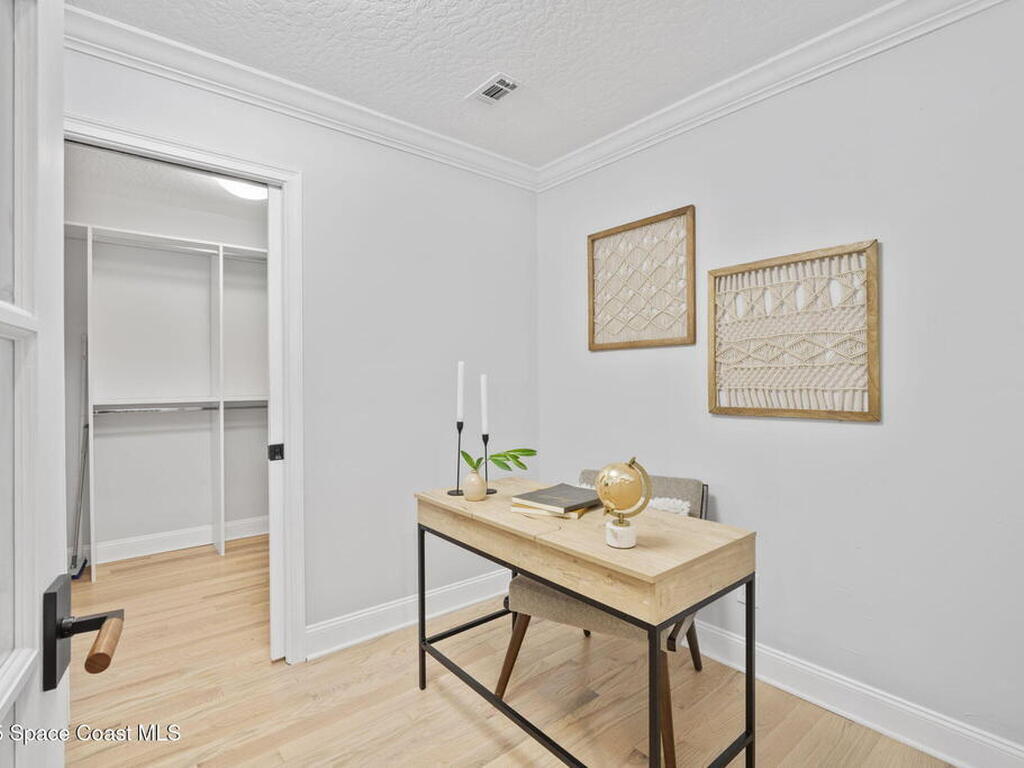 2287 Venetia Place, Indialantic, FL 32903