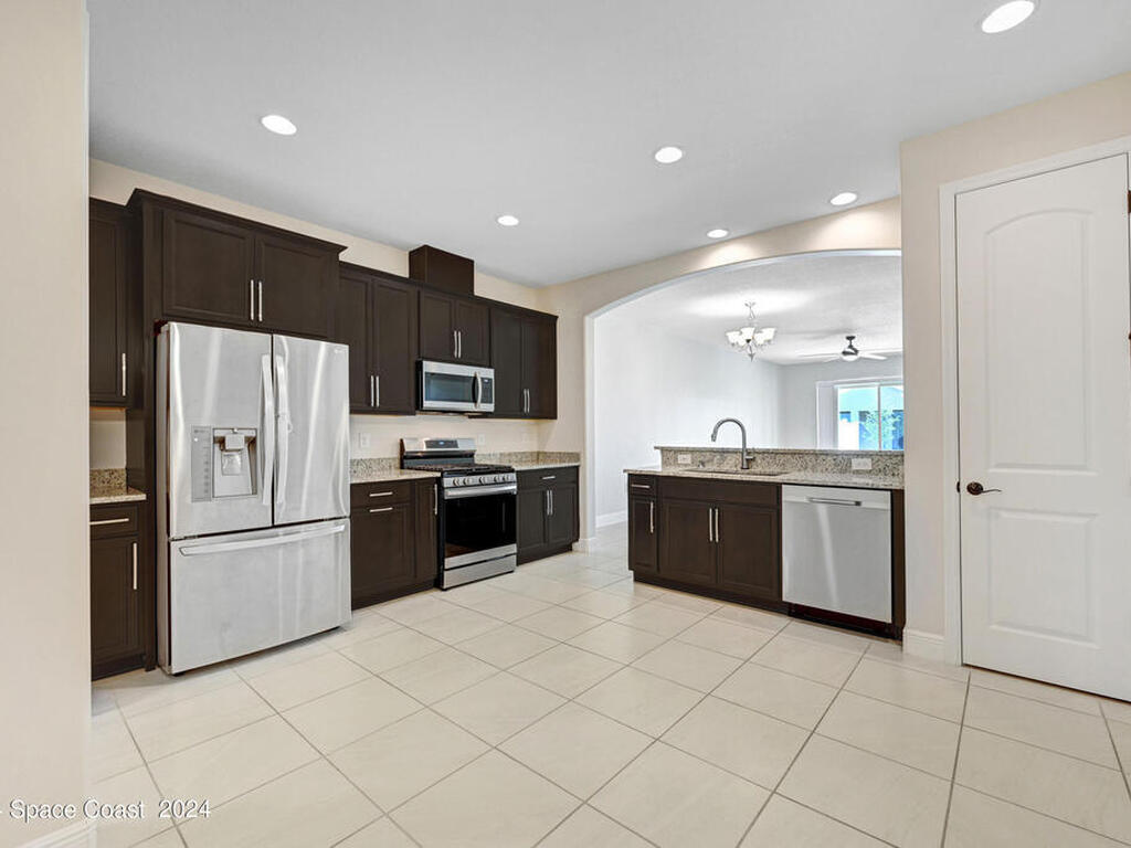 8483 Loren Cove Drive, Melbourne, FL 32940