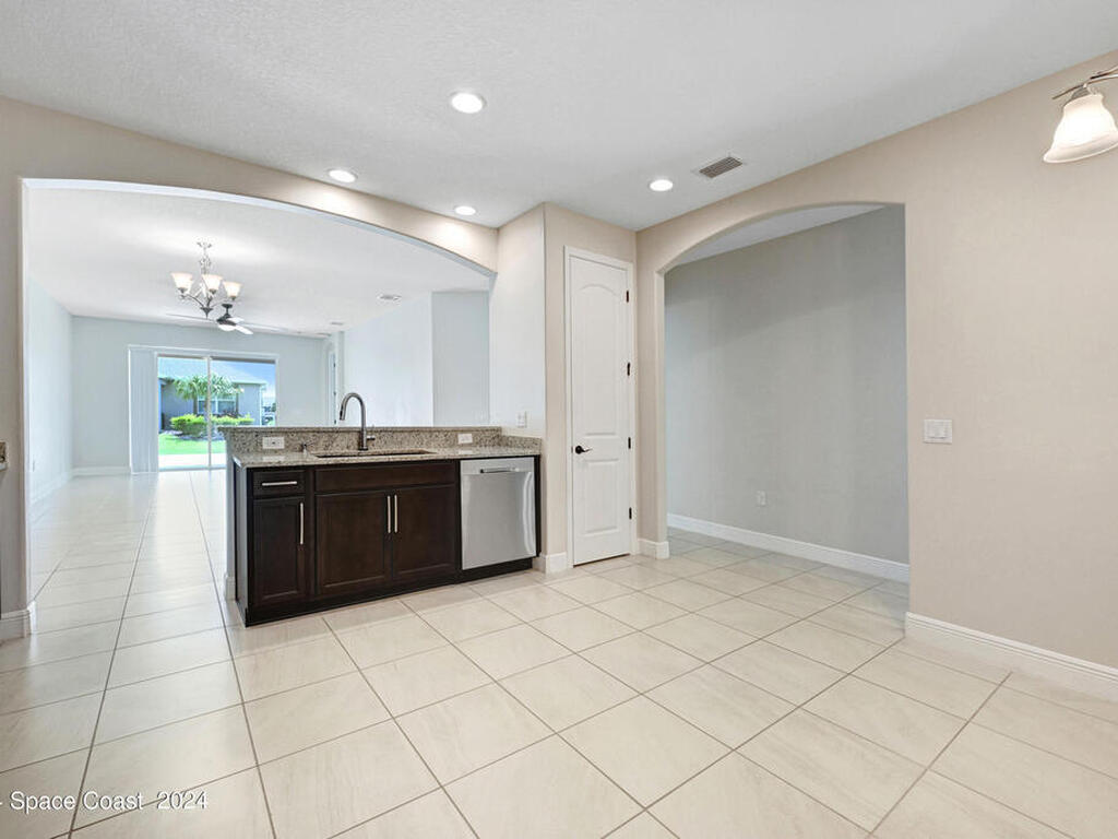 8483 Loren Cove Drive, Melbourne, FL 32940