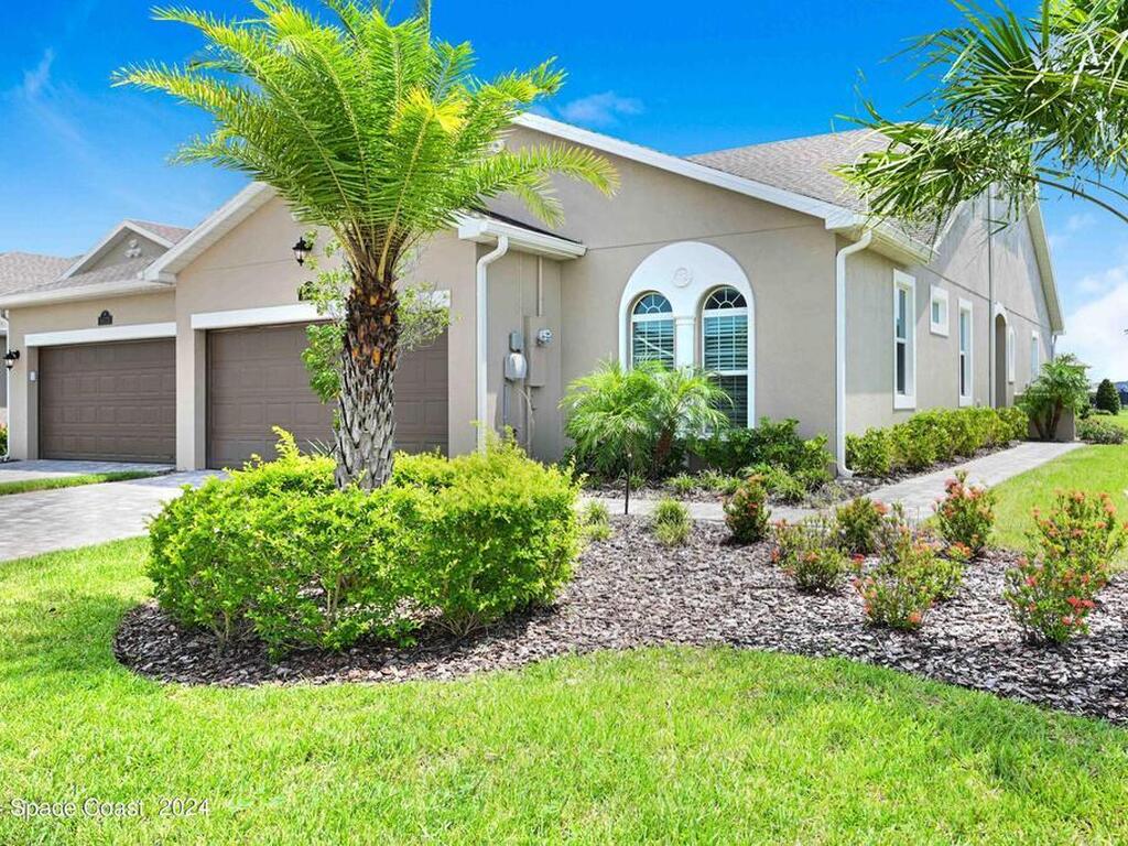 8483 Loren Cove Drive, Melbourne, FL 32940
