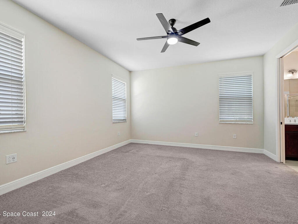 8483 Loren Cove Drive, Melbourne, FL 32940