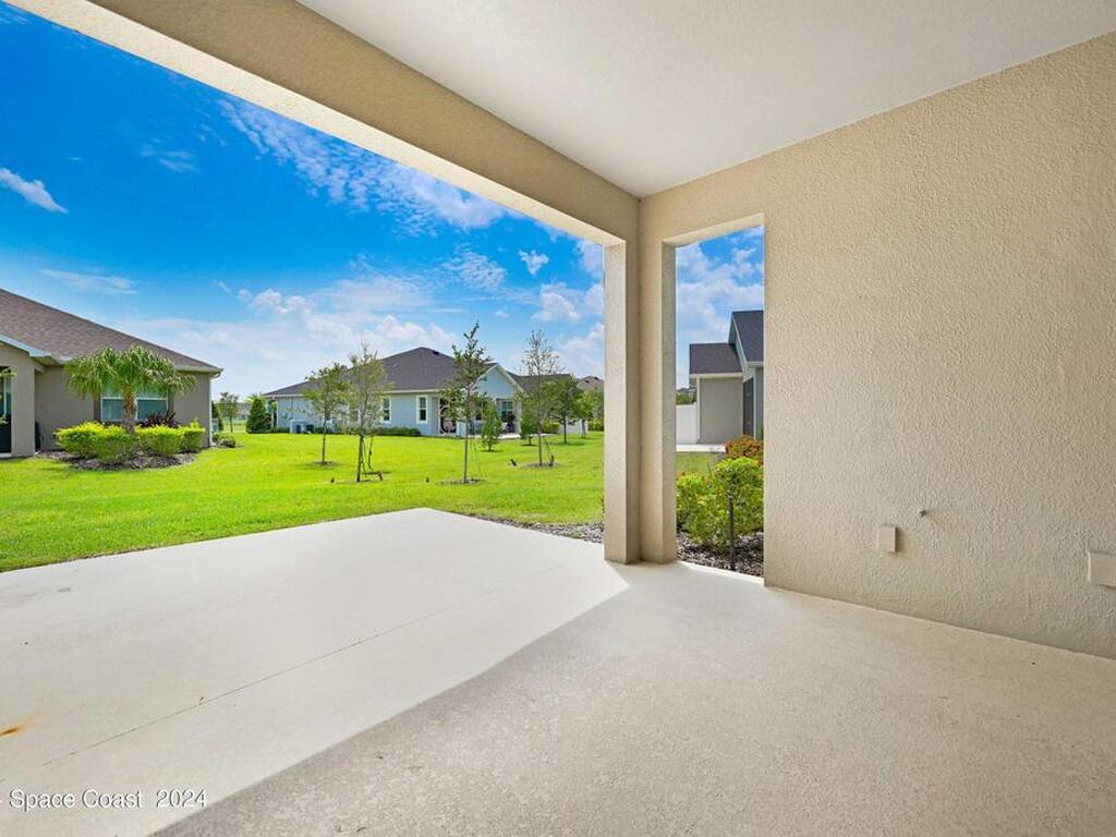 8483 Loren Cove Drive, Melbourne, FL 32940