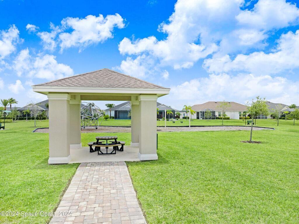 8483 Loren Cove Drive, Melbourne, FL 32940