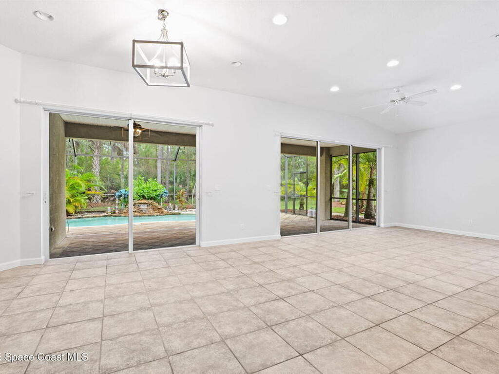 439 Gardendale Circle, Palm Bay, FL 32909