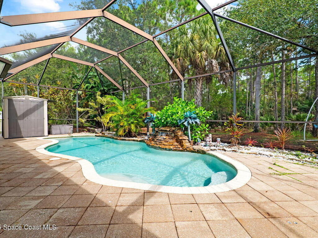 439 Gardendale Circle, Palm Bay, FL 32909