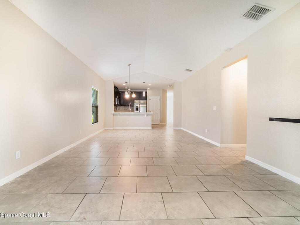 2751 Wadeview Loop, St. Cloud, FL 34769