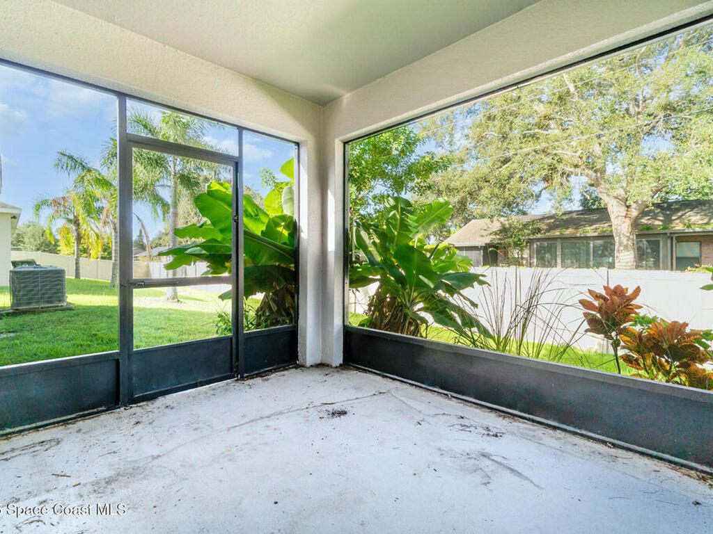 2751 Wadeview Loop, St. Cloud, FL 34769