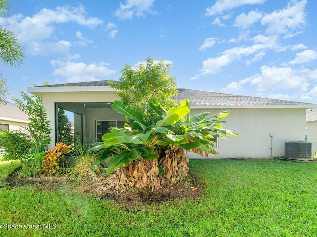 2751 Wadeview Loop, St. Cloud, FL 34769