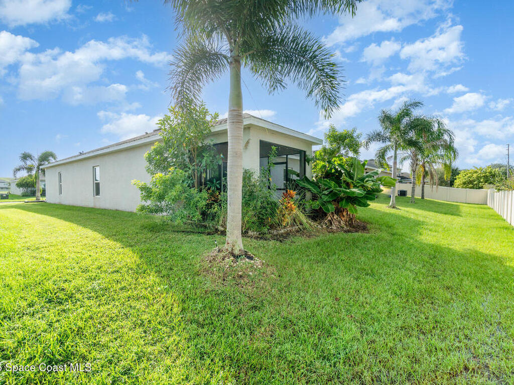 2751 Wadeview Loop, St. Cloud, FL 34769