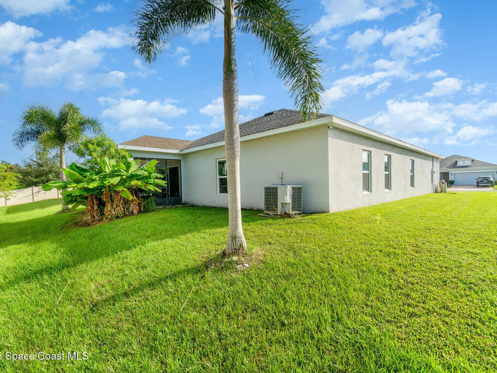 2751 Wadeview Loop, St. Cloud, FL 34769