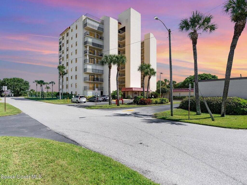 545 Garfield Avenue, Cocoa Beach, FL 32931