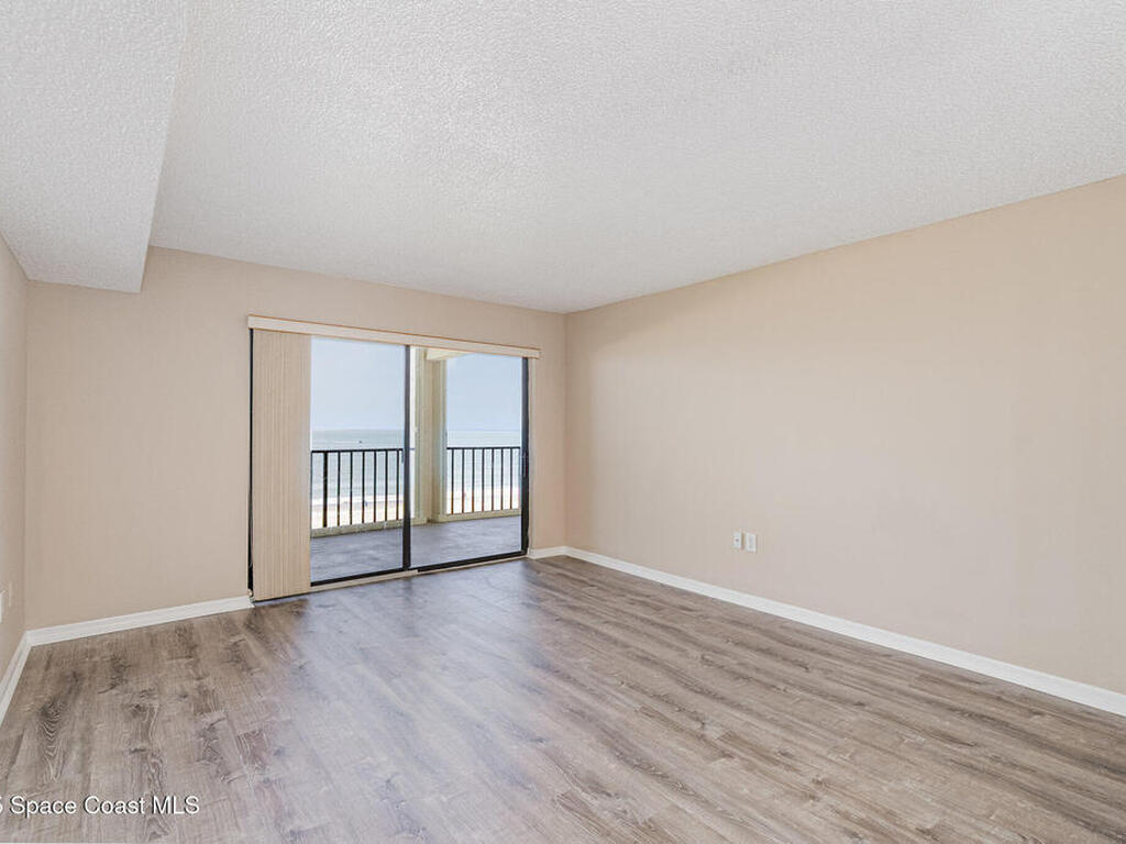 545 Garfield Avenue, Cocoa Beach, FL 32931