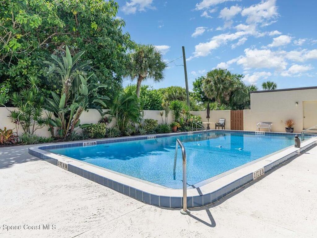 545 Garfield Avenue, Cocoa Beach, FL 32931