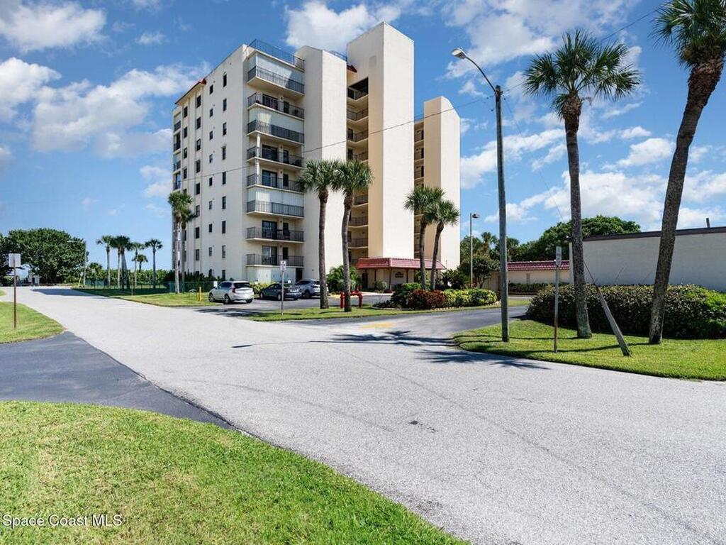 545 Garfield Avenue, Cocoa Beach, FL 32931