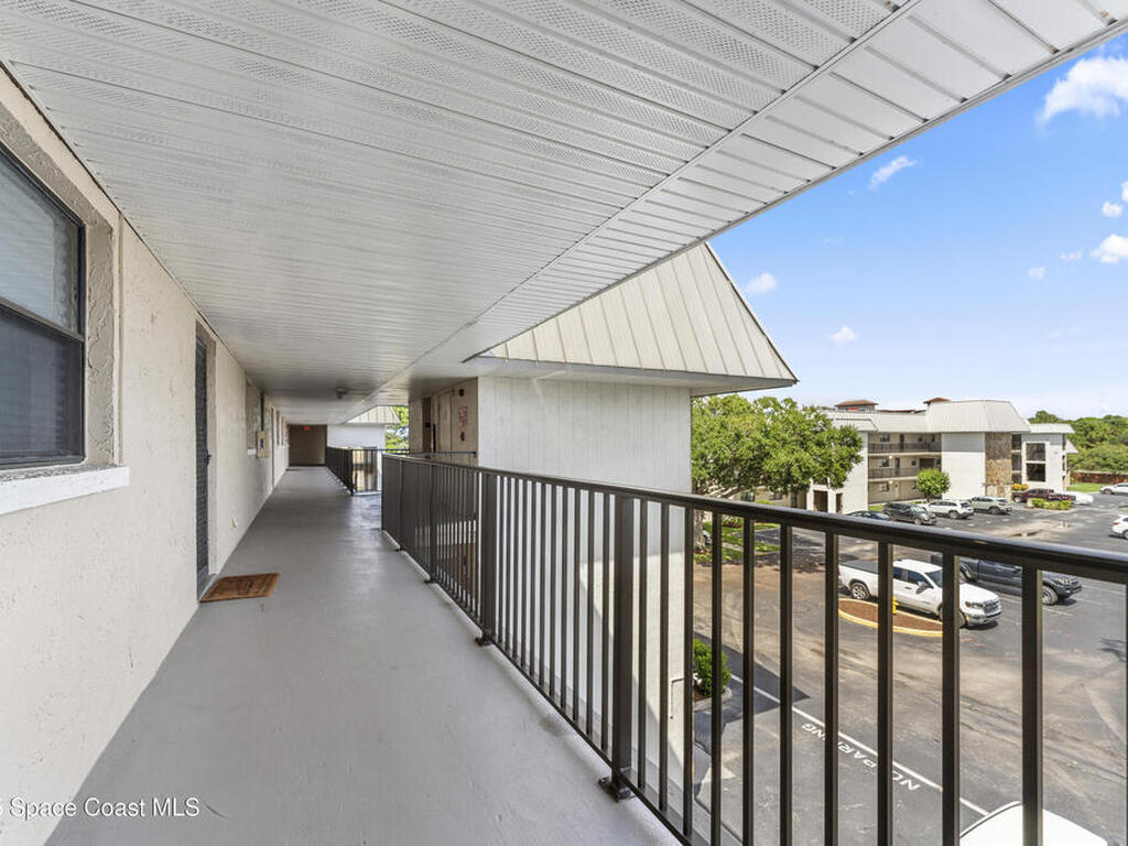 325 Tangle Run Boulevard, Suntree, FL 32940