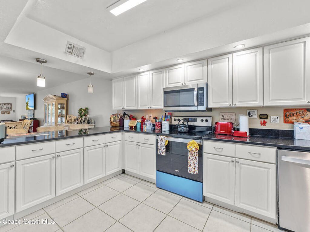 325 Tangle Run Boulevard, Suntree, FL 32940