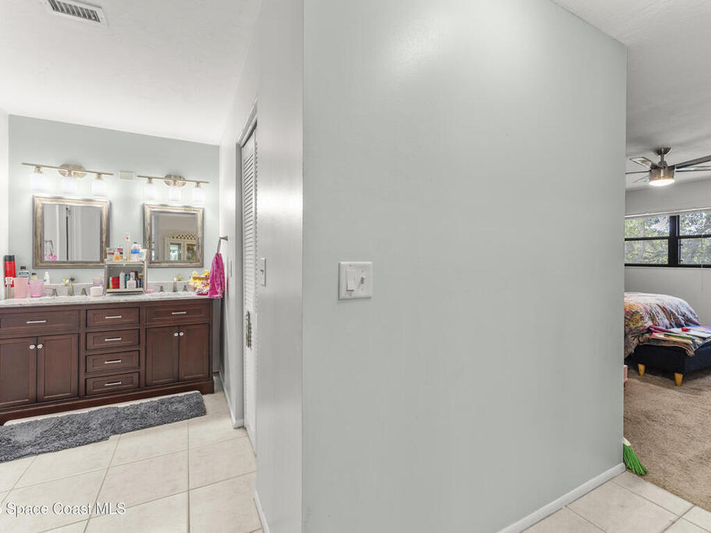 325 Tangle Run Boulevard, Suntree, FL 32940