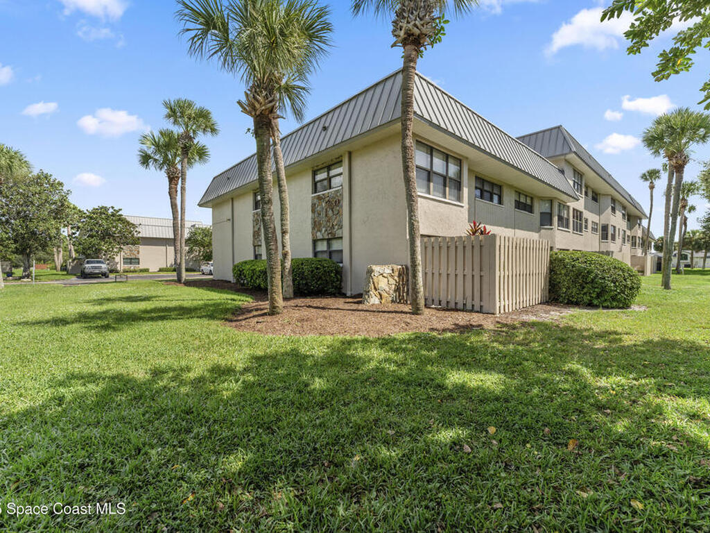 325 Tangle Run Boulevard, Suntree, FL 32940