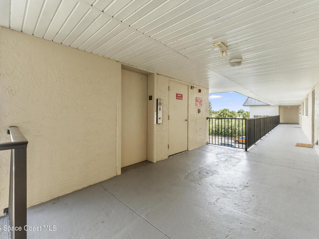 325 Tangle Run Boulevard, Suntree, FL 32940