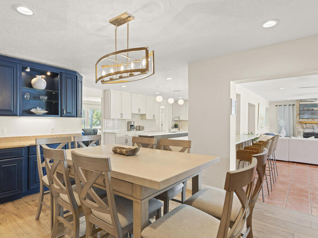 931 S Fourth Street, Cocoa Beach, FL 32931