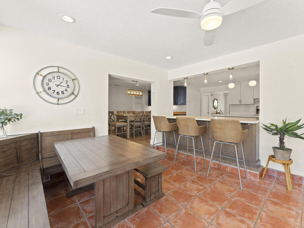 931 S Fourth Street, Cocoa Beach, FL 32931