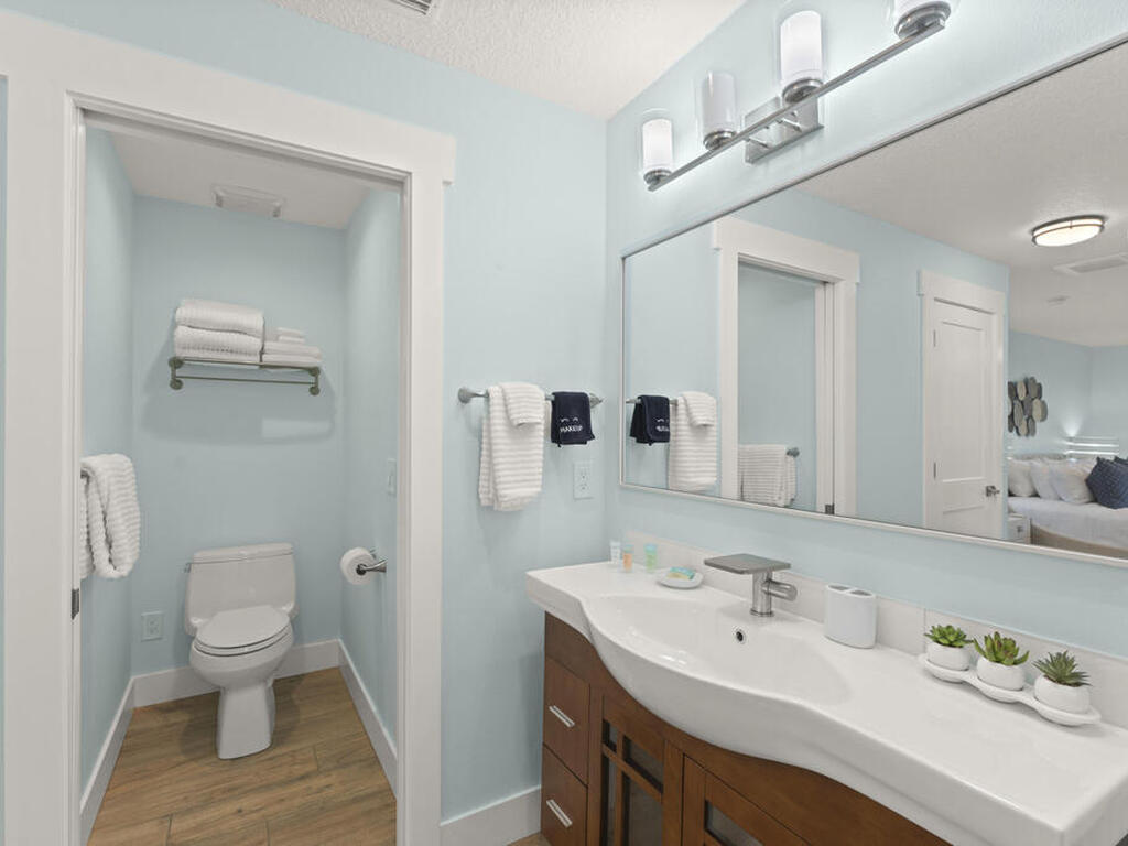 931 S Fourth Street, Cocoa Beach, FL 32931